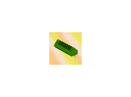 Pluggable socket