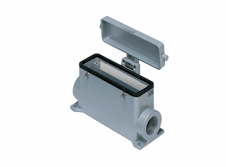 Surface housings, with 4 pegs, size "104.27" insulated 830V version, metal cover, M40, insulated 830V version, IP65